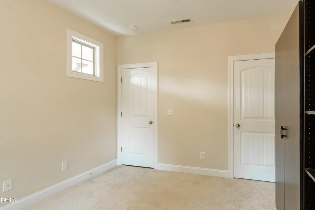 Photo of 820 Lemongrass Lane