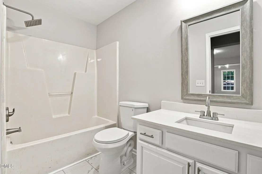 Photo of 224 Lyons Road