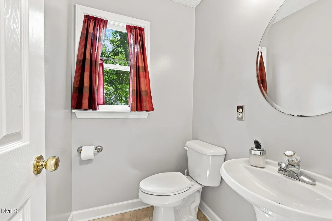 Photo of 1020 Oakwater Drive