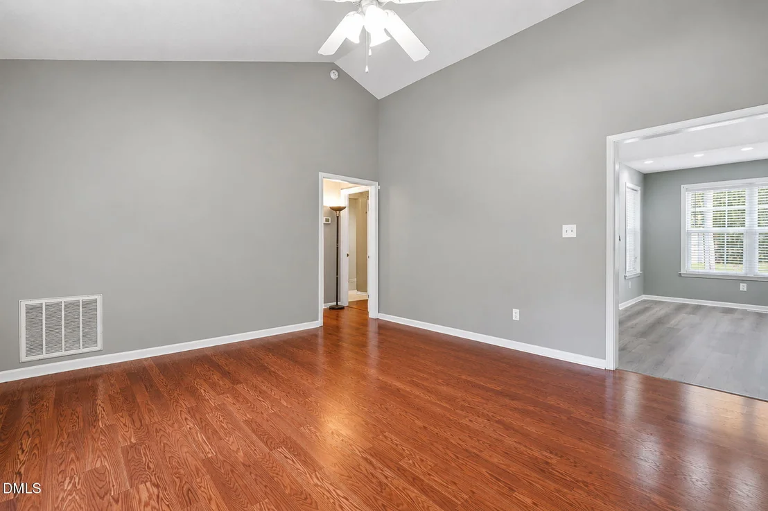 Photo of 130 Walton Circle