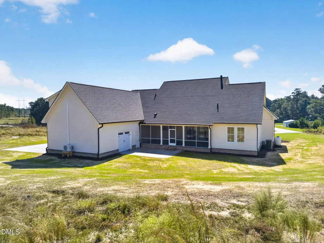 Photo of 1104 Elevation Road