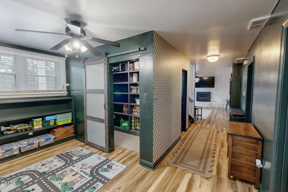 Photo of 1641 Oak Grove Road