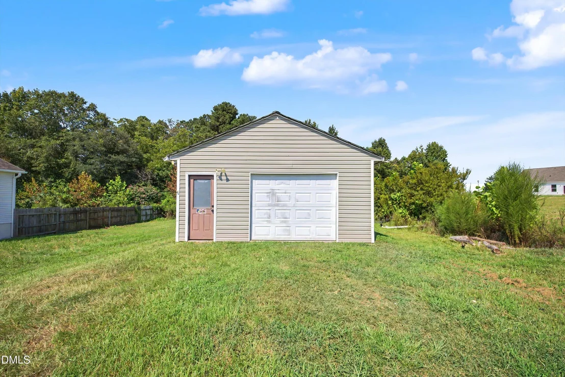 Photo of 6300 Benson Hardee Road