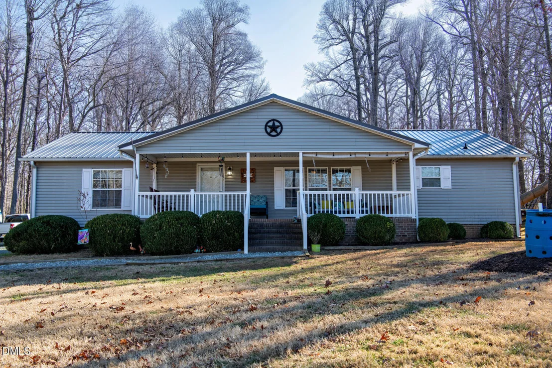 Photo of 3824 Poplar Drive