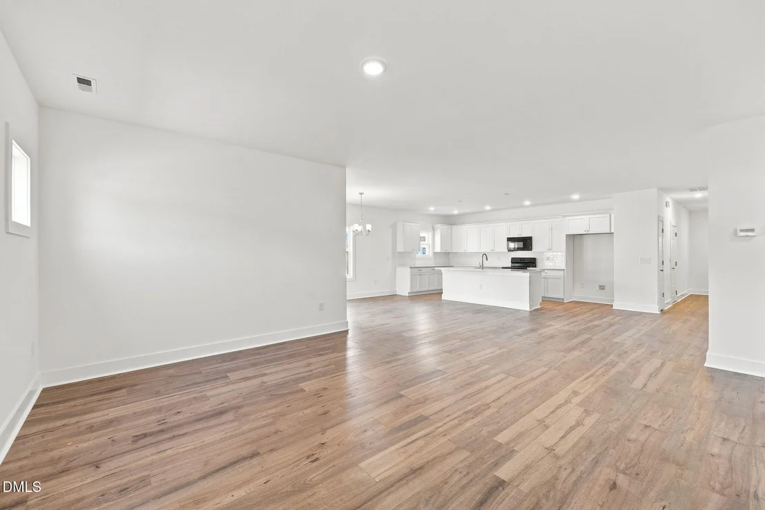 Photo of 30 Loganberry Avenue