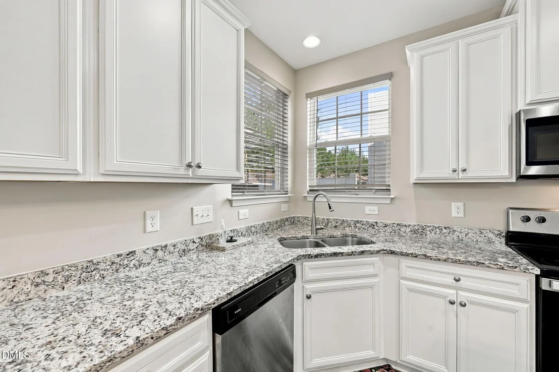 Photo of 2170 Campbell Loop