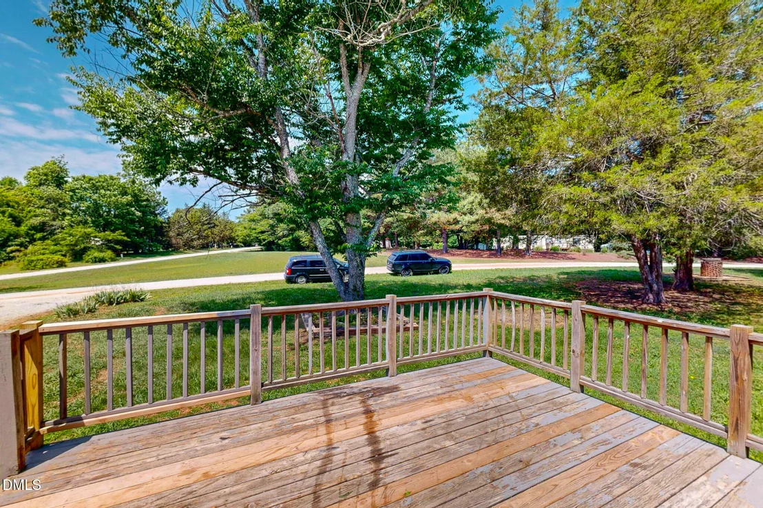 Photo of 32 Everett Avenue
