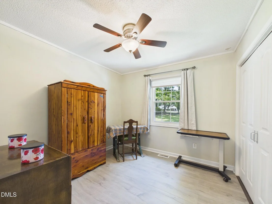 Photo of 1634 Hurdle Mills Road
