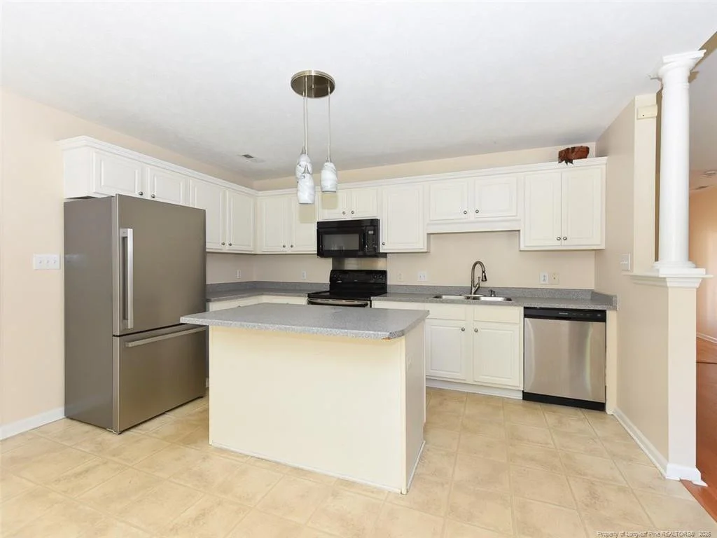 Photo of 1070 Northview Drive