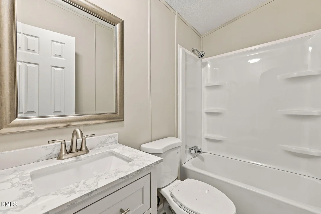 Photo of 582 Ed Thomas Road