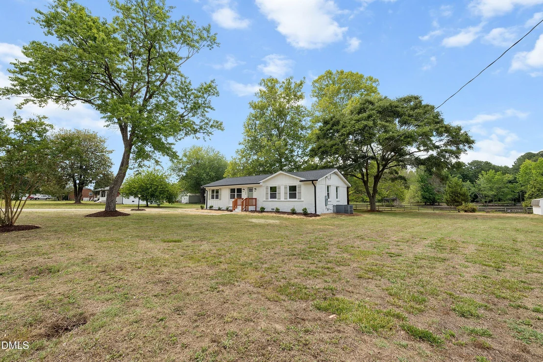 Photo of 1109 Damascus Drive