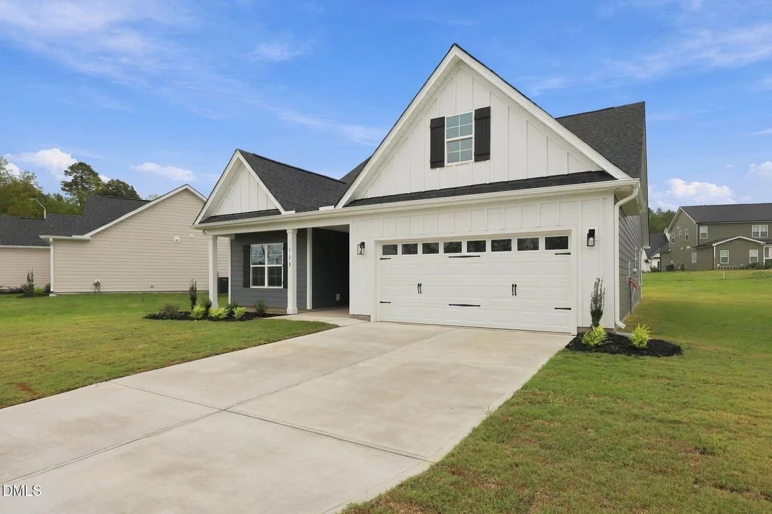 Photo of 139 Grinnell Loop