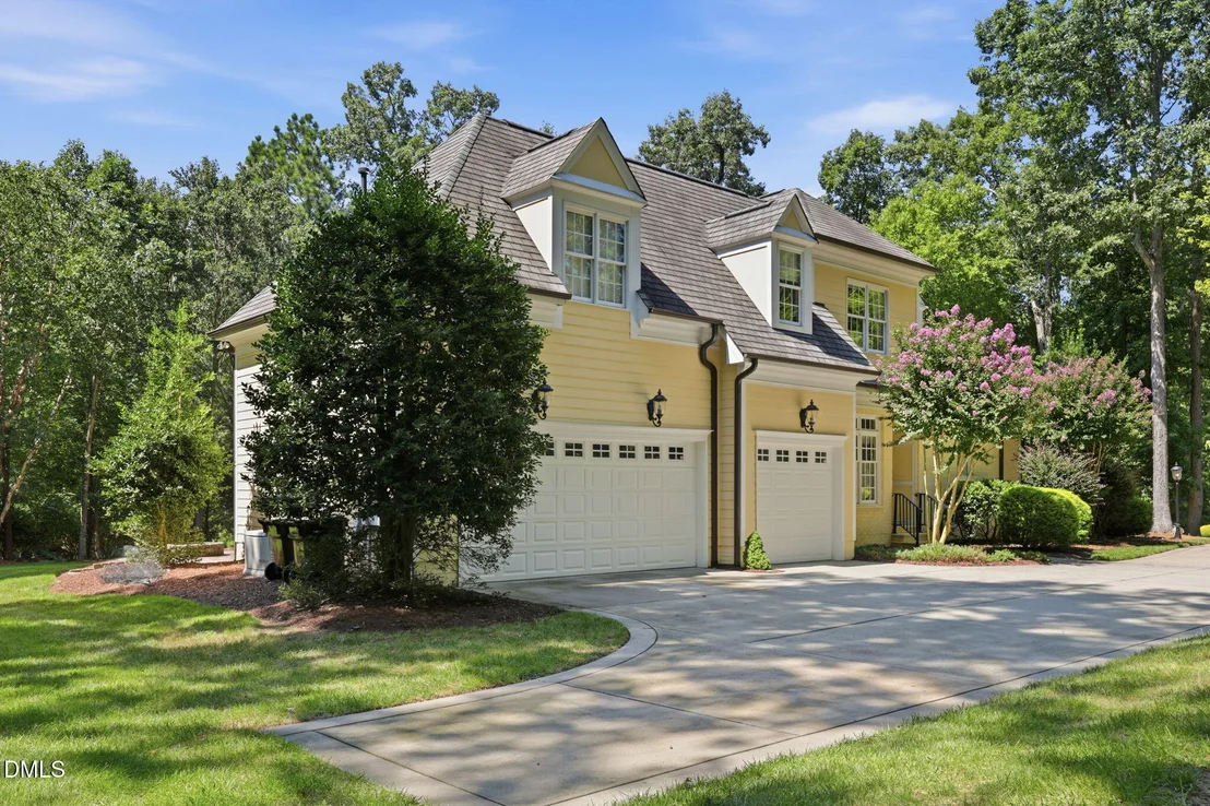 Photo of 6102 Treyburn Point Drive