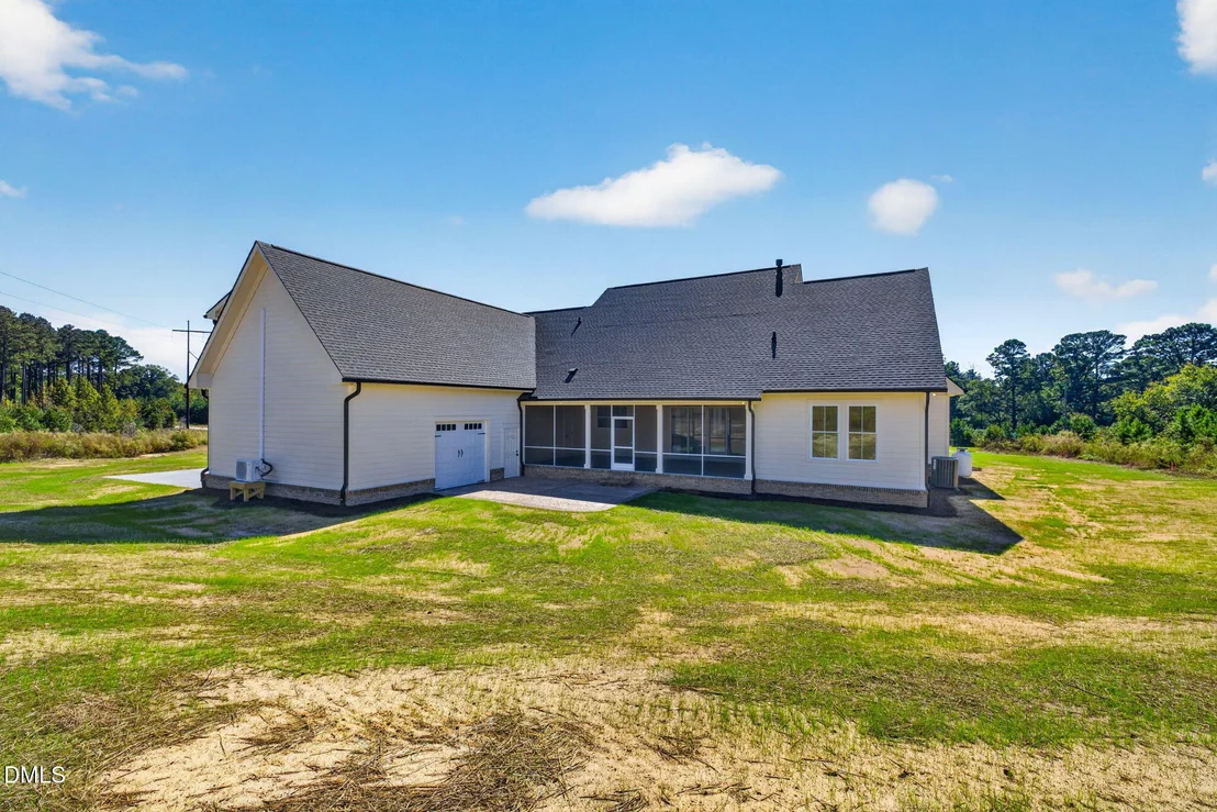 Photo of 1104 Elevation Road