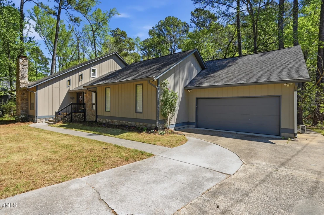 Photo of 4002 Westfield Drive