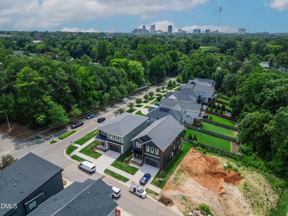 Photo of 1005 Addison Place