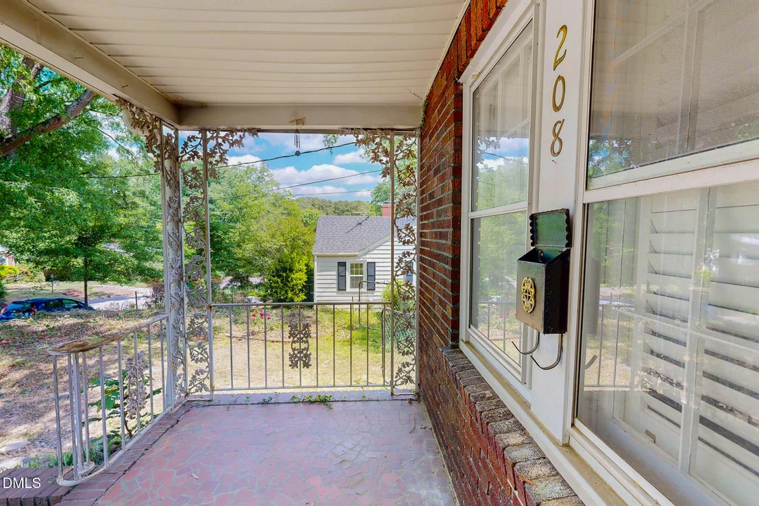Photo of 208 Forestwood Drive