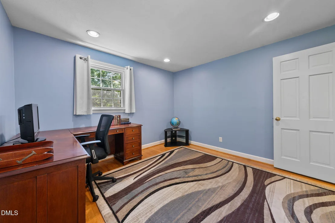 Photo of 721 Tinkerbell Road