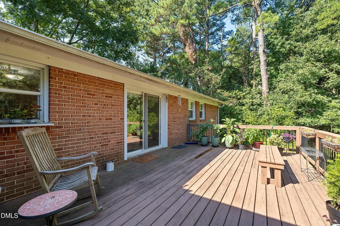Photo of 6324 Tryon Road