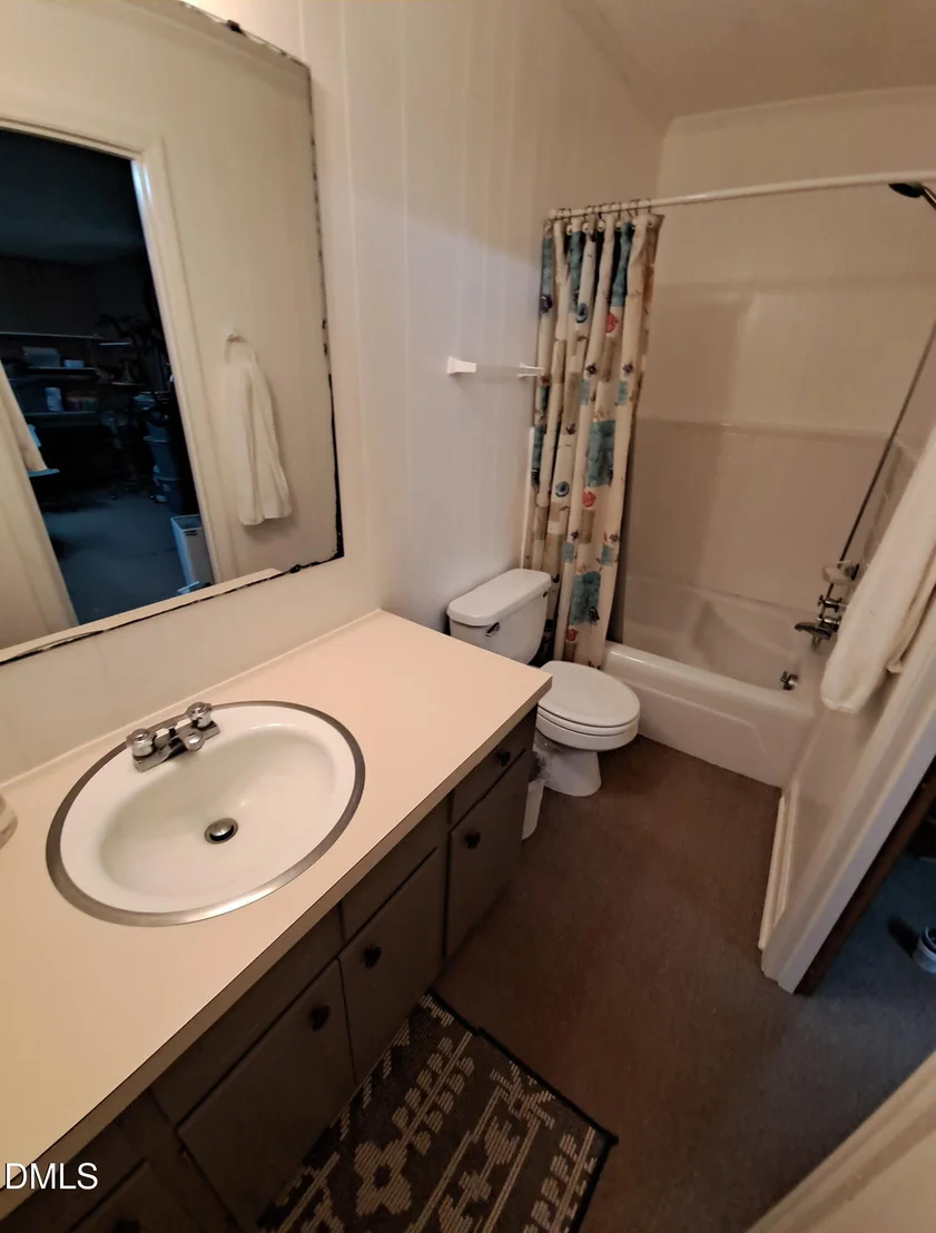 Photo of 5909 Cole Mill Road