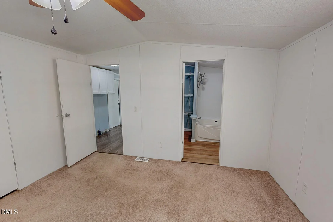 Photo of 32 Everett Avenue