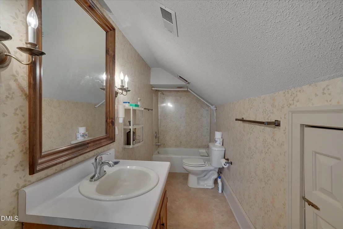 Photo of 3795 Graham Sherron Road