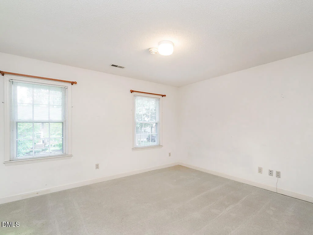 Photo of 1020 Brookview Drive