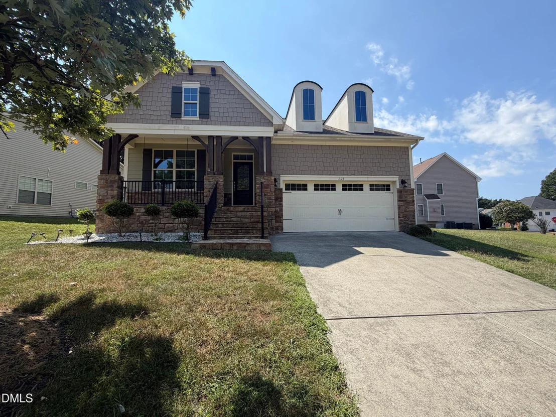 Photo of 1304 Litchborough Way