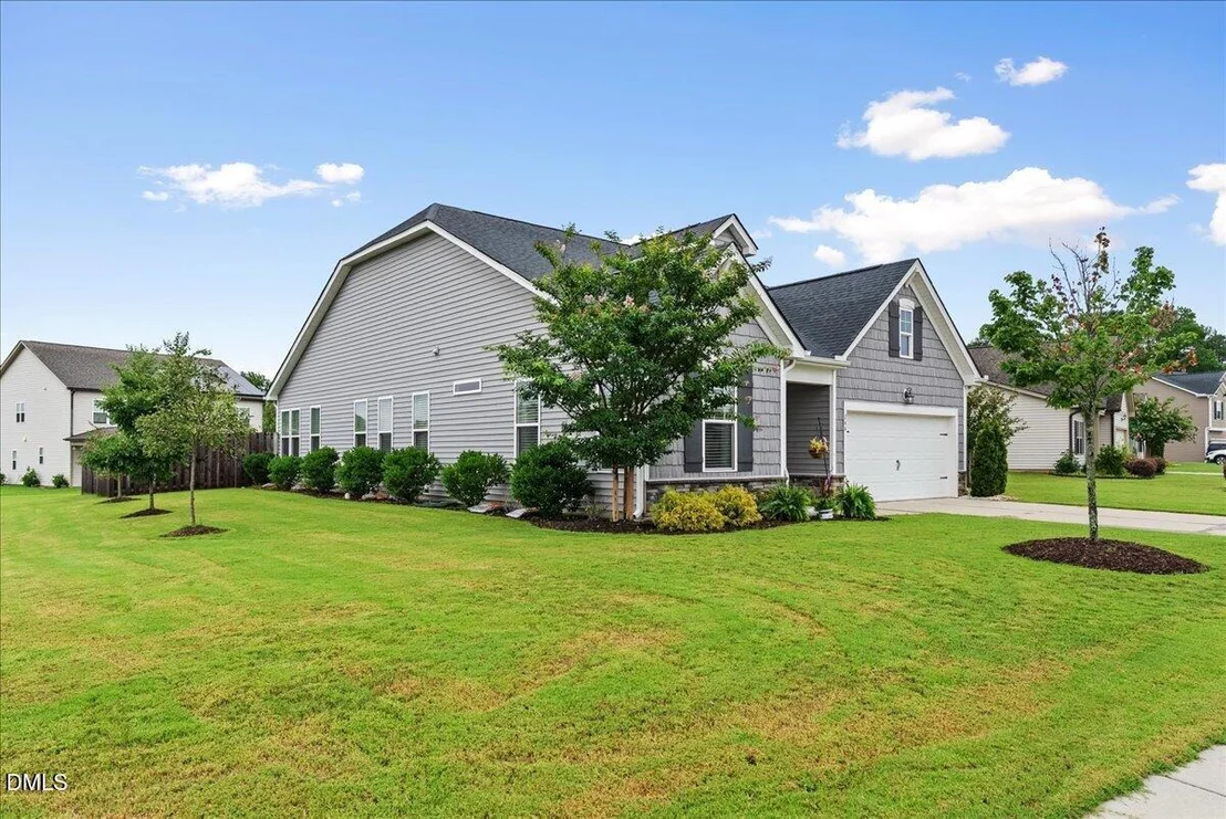 Photo of 244 Skyway Drive