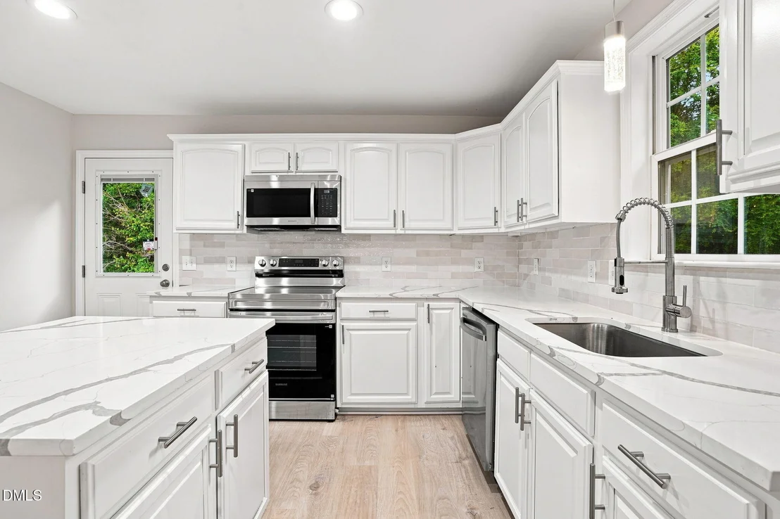 Photo of 224 Lyons Road