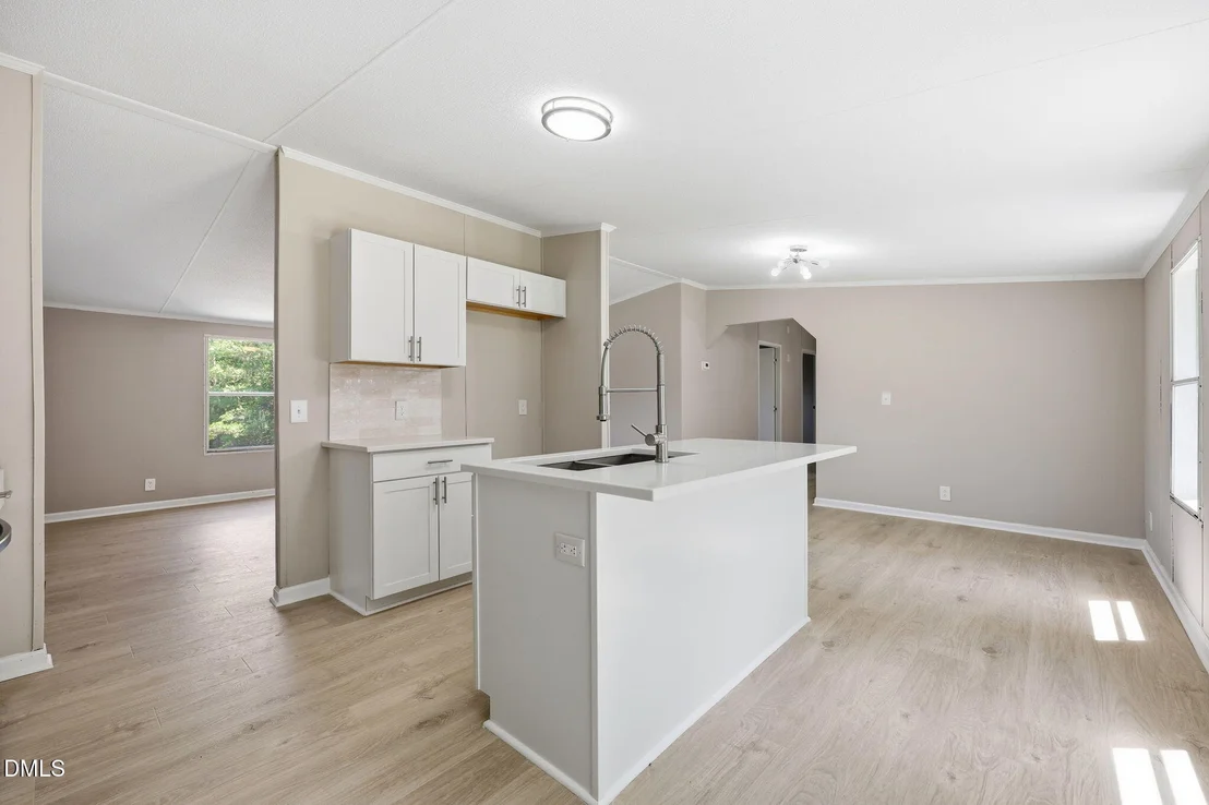 Photo of 733 Lemay Lane
