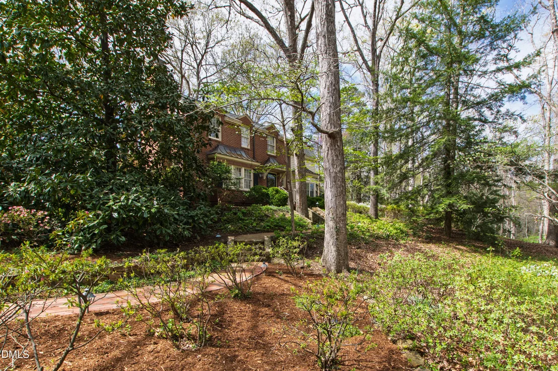 Photo of 223 Hillcrest Circle