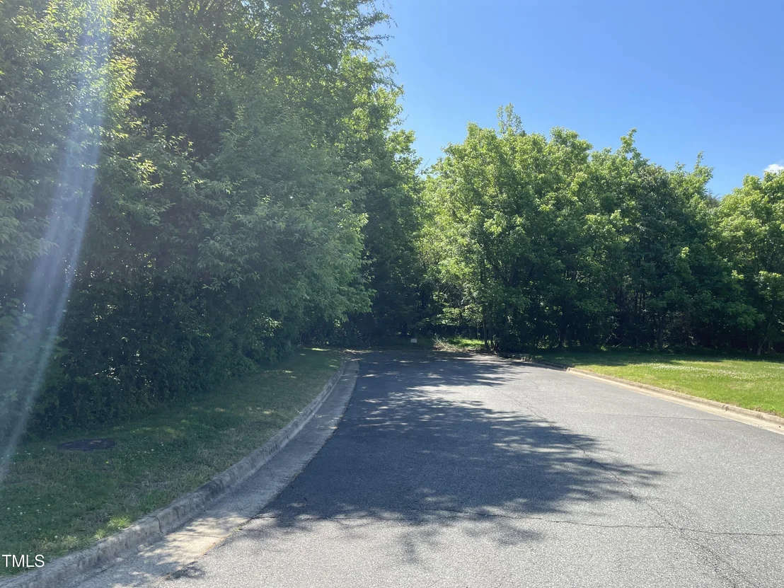 Photo of 39 Thompson Road
