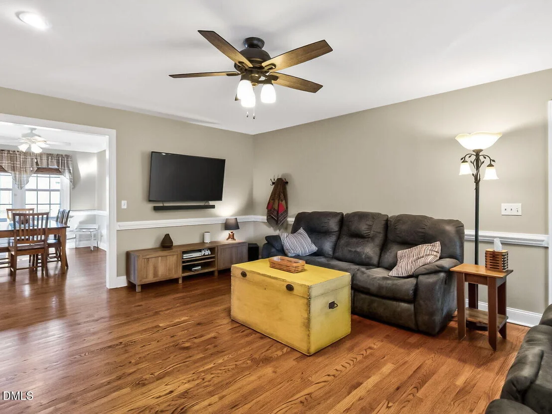 Photo of 1425 Raybon Drive