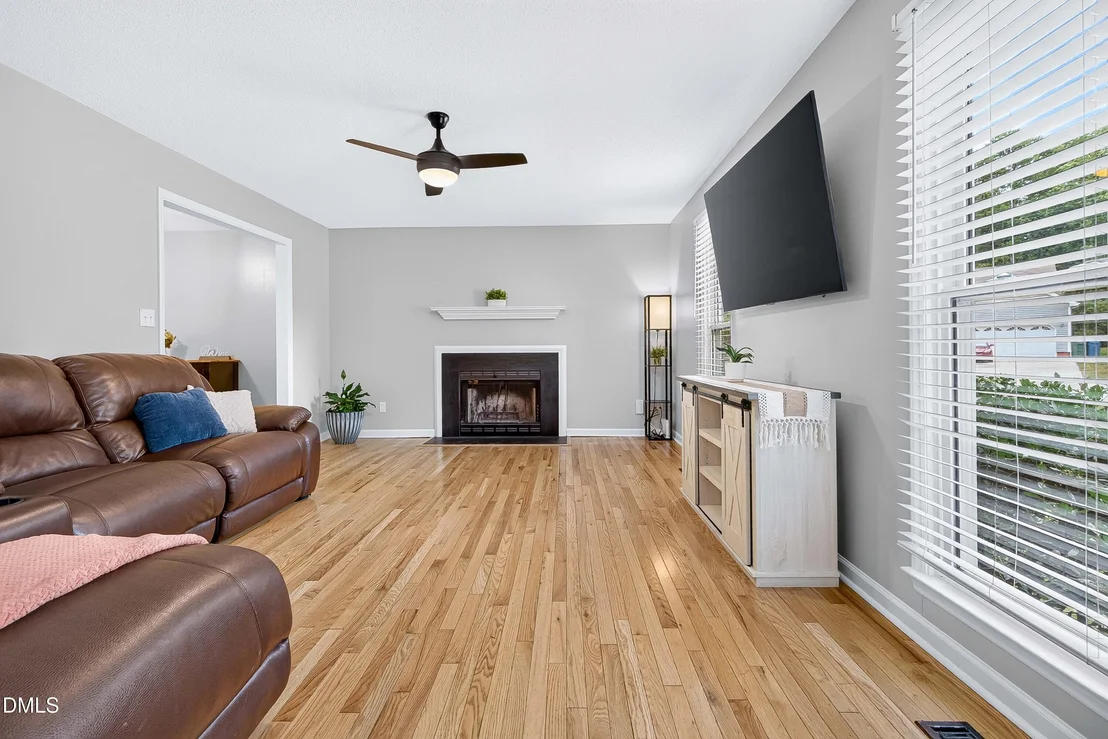 Photo of 908 Clifford Drive