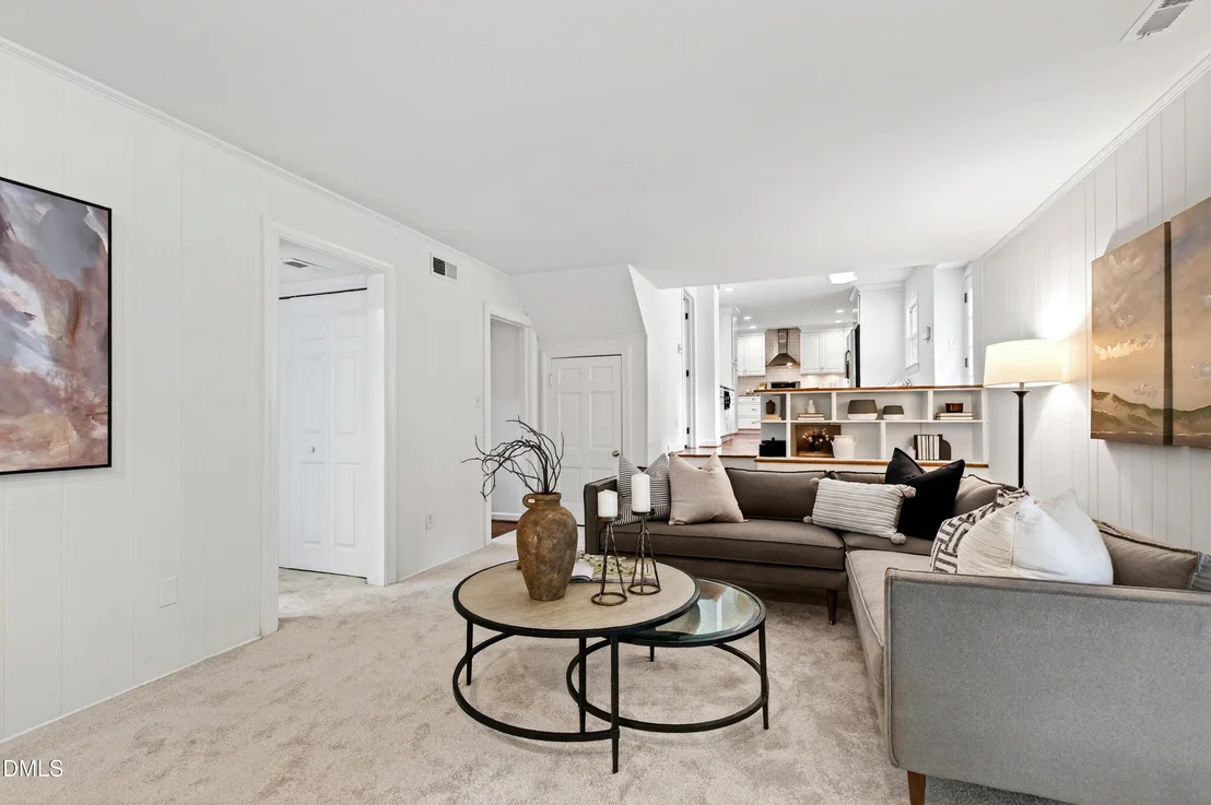 Photo of 1001 Pebblebrook Drive