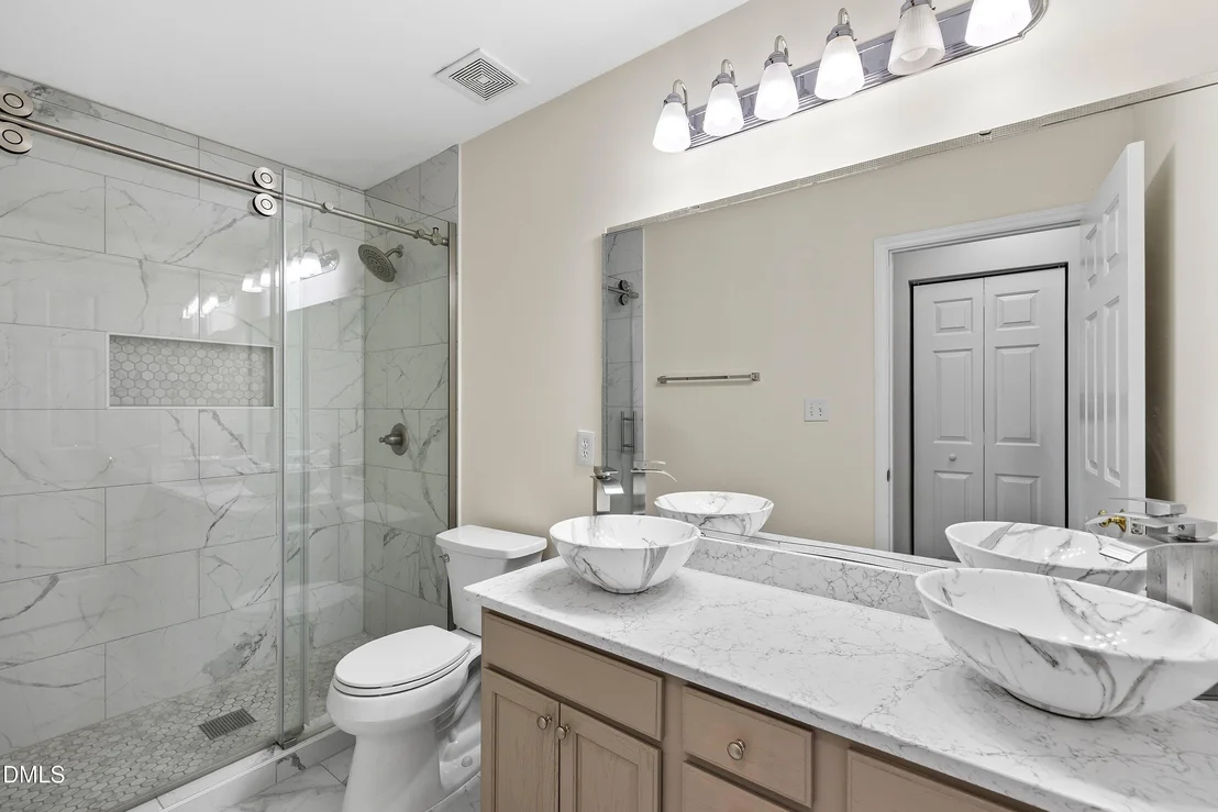 Photo of 1002 Chickering Court