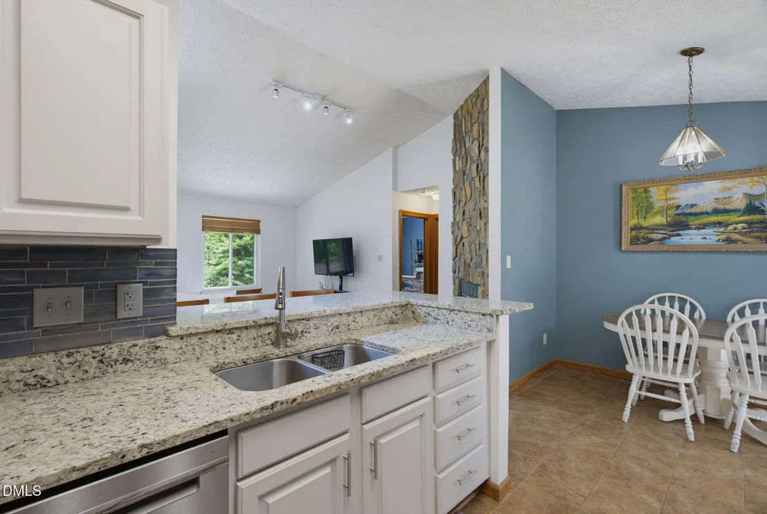 Photo of 32 S Angela Circle
