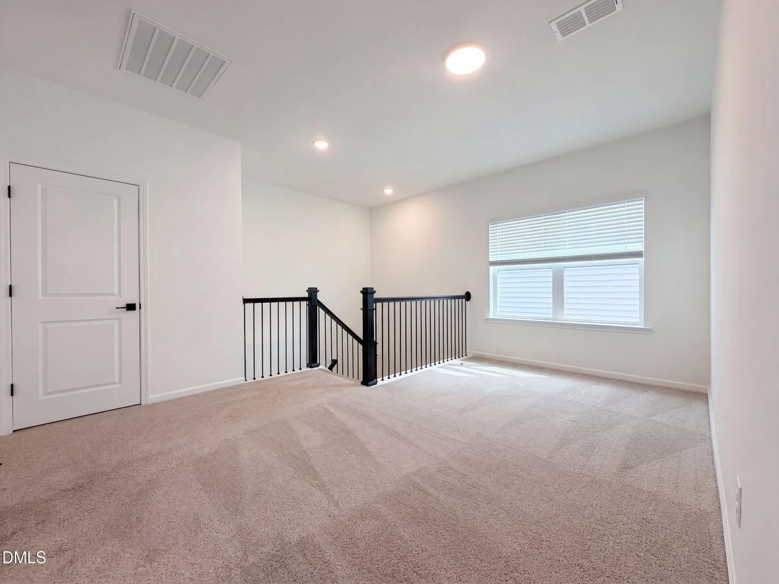 Photo of 109 S Stonemill Trail