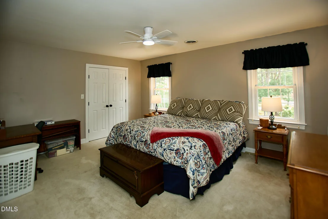 Photo of 4530 Dewfield Drive N