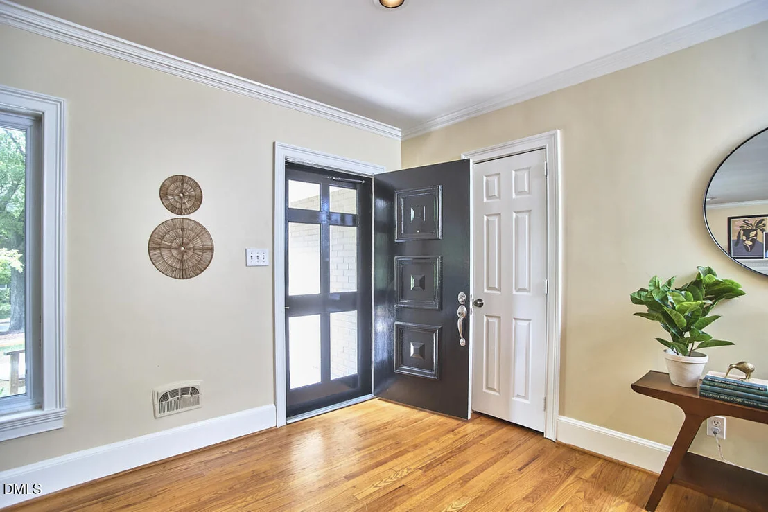 Photo of 118 Forestwood Drive