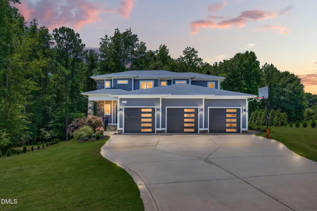Photo of 58 Arrezzo Drive