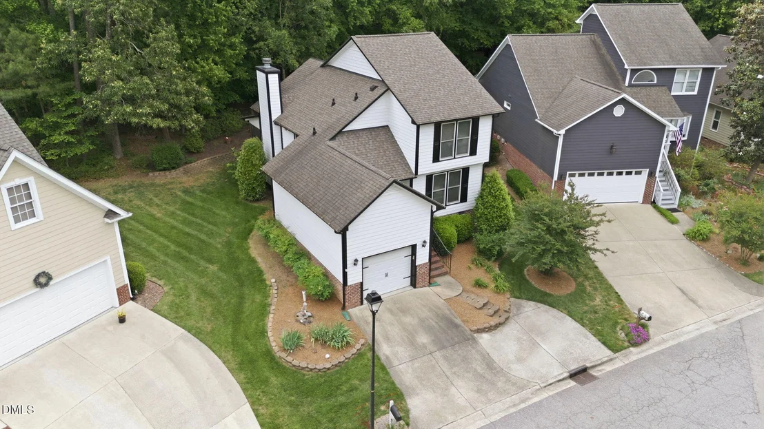 Photo of 4901 Willowtree Lane