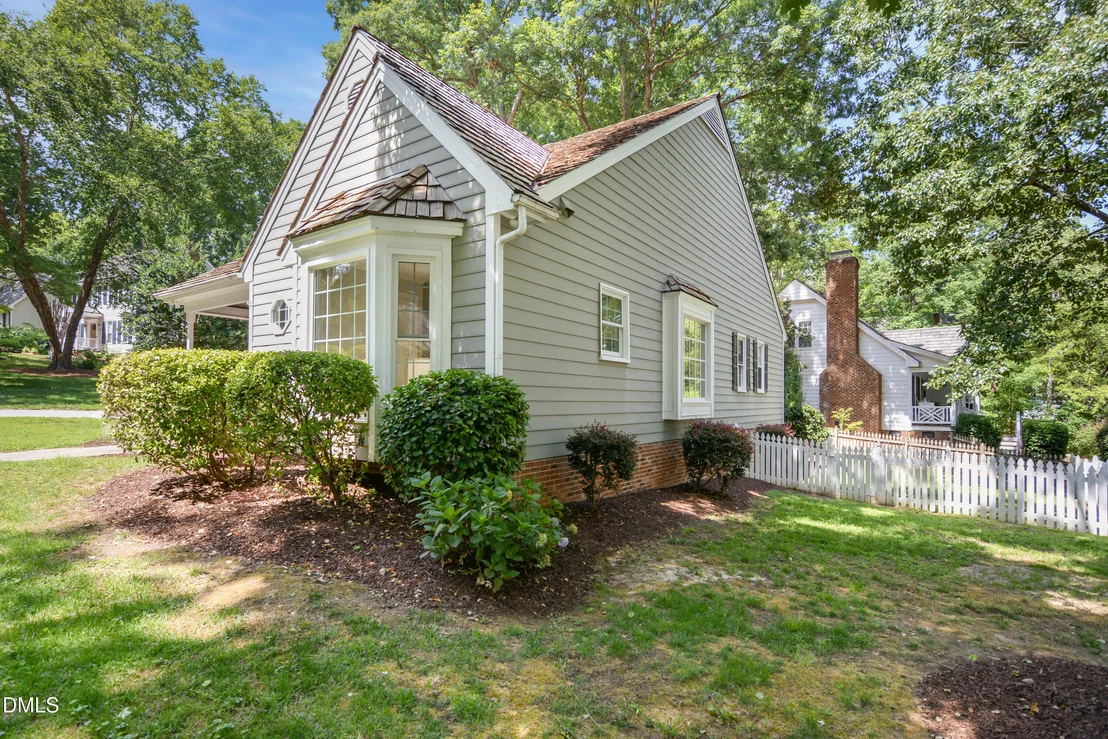 Photo of 2365 Brisbayne Circle