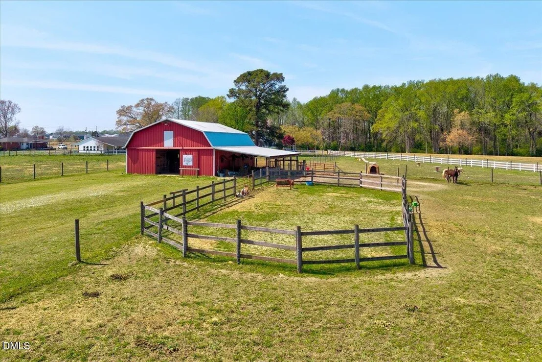 Photo of 31 Chasewood Drive