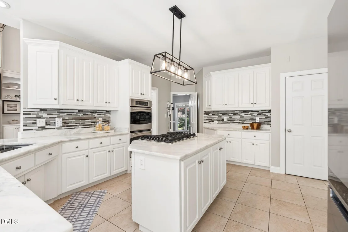 Photo of 2103 W Marilyn Circle
