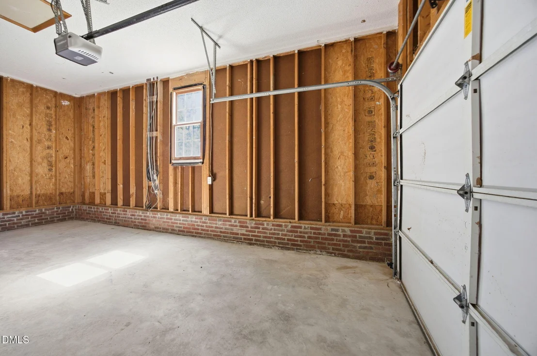 Photo of 4401 Willow Lake Road