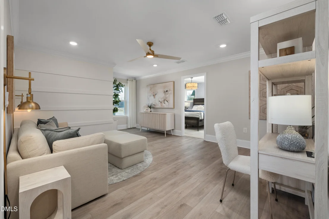 Photo of 2113 Saunders Farm Drive