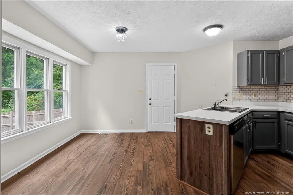 Photo of 205 Whitechapel Lane