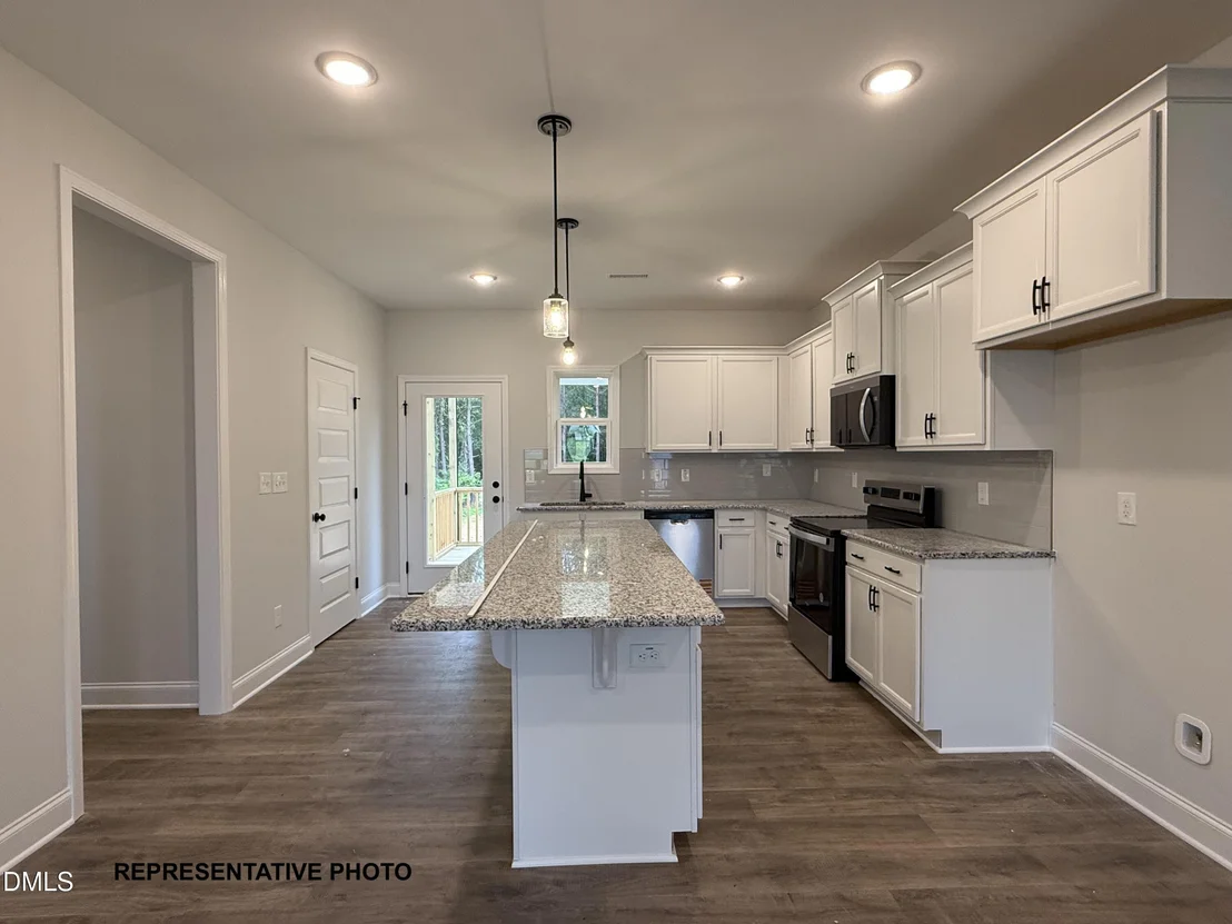 Photo of 233 Cardovia Way